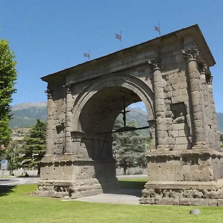 Casa Vacanza Pila Ski Holiday home Aosta